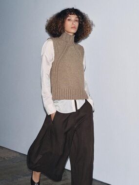 Zara wool blend high neck gilet